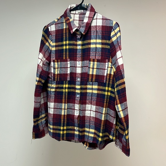 Vintage-y plaid flannel - Picture 2 of 12